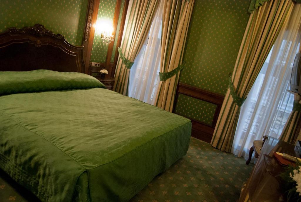 Hotel Casa Capsa Bucharest Luaran gambar