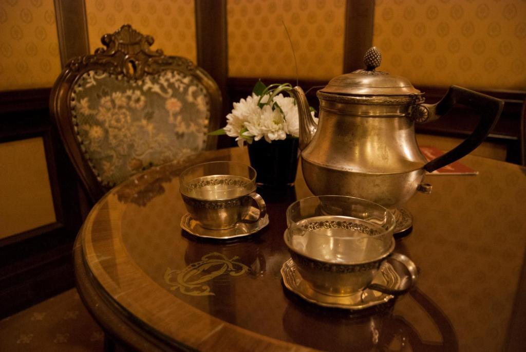 Hotel Casa Capsa Bucharest Luaran gambar