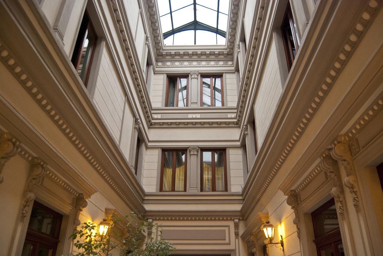 Hotel Casa Capsa Bucharest Luaran gambar