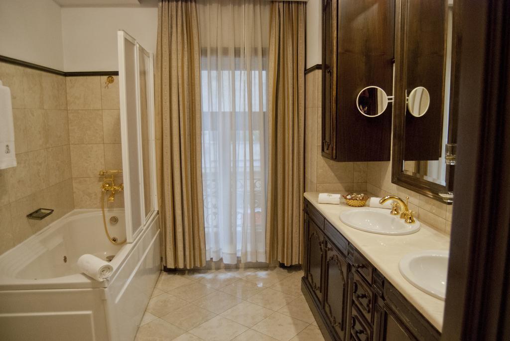 Hotel Casa Capsa Bucharest Luaran gambar